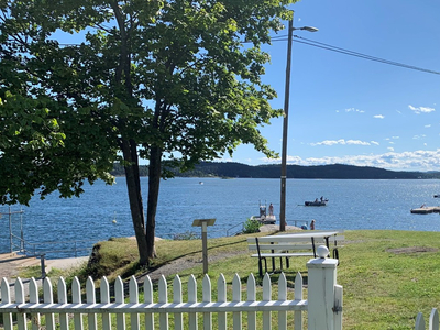 Flott og moderne leilighet i Maries vei. Garasje. Heis. Peis. 2 bad. 16 kvm terrasse.