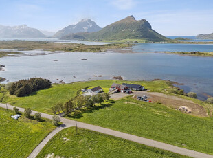 Drømmen på landet! Spektakulær eiendom med fantastisk utsikt og svært gode solforhold