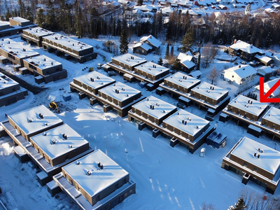 Ski Hageby - Nytt rekkehus med god beliggenhet helt innerst på feltet - Vestvendt hage - Gjennomgående god standard