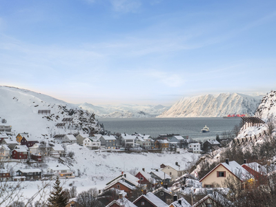 Sætergamdalen - Andelsleilighet med flott utsikt | 3 Soverom | Renoveringsobjekt | Terrasse og balkong | Bodplass