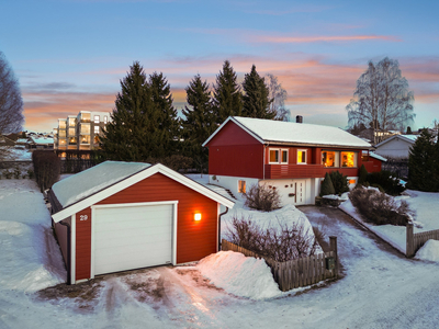 Fin og velholdt enebolig på Maihaugen - Midt i Bekkelaget.