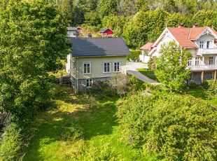 Renoveringsobjekt - Enebolig i rolig boområde med kort vei til flotte turområder, skole og dagligvare. Romslig tomt!