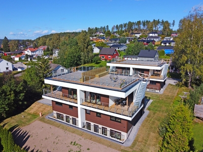 Ytre Enebakk/Våglia. Nyoppførte 2-m.boliger | Høy standard og moderne arkitektur | 38m² takterrasse | muligh for hybel