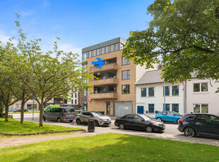 KUNSTNERGÅRDEN - 3-roms selveier i 4 etg. m/ p-plass i kjeller - 2 balkonger - Kvelds/ettermiddagssol - Heis i bygget