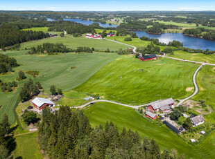 Vestre Knolden Gård - En landlig og sjarmerende idyll ved Ertevannet og en gård full av opplevelser utenom det vanlige