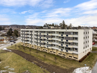 Flott 2-roms leilighet med vestvendt innglasset balkong- 1 etasje