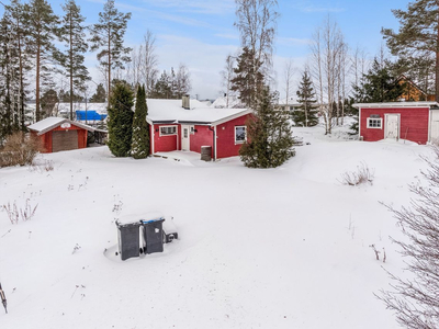 Koselig, liten enebolig i populært boområde på Ullern - alt på en flate - kort veg til Skarnes!