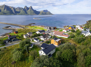 Visning 26/09 | Romslig & innholdsrik enebolig i populære Vorneset - 5 soverom, 2 stuer, 2 bad