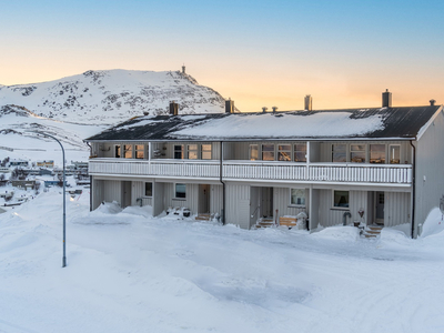 Høyden - Innholdsrik andelsleilighet i et barnevennlig område | 3 soverom | Bad fra 2016 | Balkong og terrasse