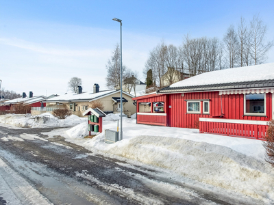 RIDABU - Lys og praktisk 2-roms - Takoverbygd terrasse - Klausulert - Ved Kåtorp bo og aktivitetssenter