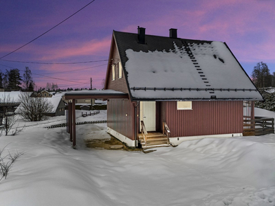 Sjarmerende enebolig med stort potensial | Carport | Barnevennlig beliggenhet | Moderniseringsbehov