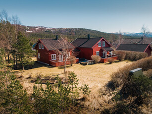 Visning: Lørdag 25.05 kl. 14.00 og Onsdag 29.05 kl. 17.30 - Påmelding