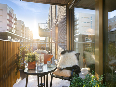 Eksklusivt nybygg fra 2021 - 2-roms med stor balkong, høy standard, heis og attraktiv beliggenhet - 2 års garanti