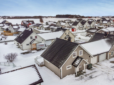 Sentralt beliggende bolig på populære Reksterberget | Familievennlig | 3 Sov | Garasje | Terrasse | Visning 30. jan