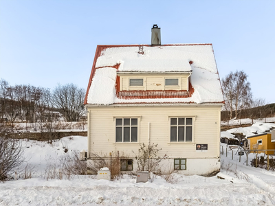 Renovering/ rivningsobjekt i Kirkeparken! Her kjøper du kun beliggenhet og vakre drømmer!