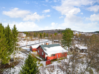 Enebolig med attraktiv beliggenhet, sentralt på Glåmos