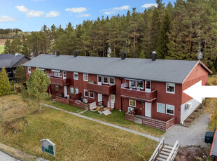 Endeleilighet. Attraktivt på Mære med flotte sol- og utsiktsforhold. - Garasje. kort vei til barnehage, skole, butikk