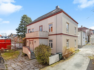 Møllenberg | 5-roms selveier utleid for 30.000,- pr. mnd| Sentral og attraktiv beliggenhet | 19m² terrasse |