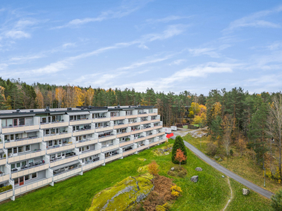 TÅRNÅSEN - Stor 2-roms leilighet - Vestvendt terrasse - Solrikt - Garasje