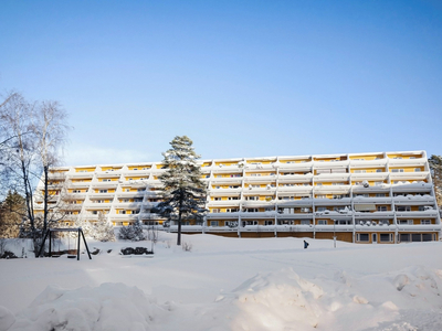 Bo i solrik leilighet plassert i 2 etg. med topp plassering på feltet | Flott utsikt | Store terrasser | Inntil marka