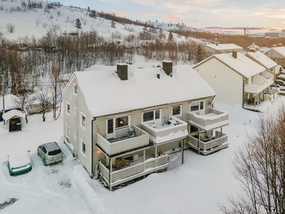 Lys og arealeffektiv leilighet i 2. etg I Stor terrasse & gode solforhold I En perfekt 