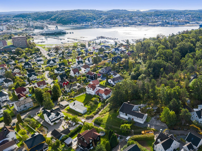 Klassisk staselig & spennende familiedrøm på toppen av Virik, fleksibelt innhold & mye av alt- bør virkelig oppleves!